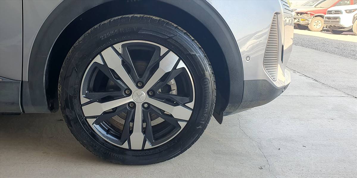 PEUGEOT 3008 BLUE HDI 130 EAT8 1.5 AUT - Imagen 17