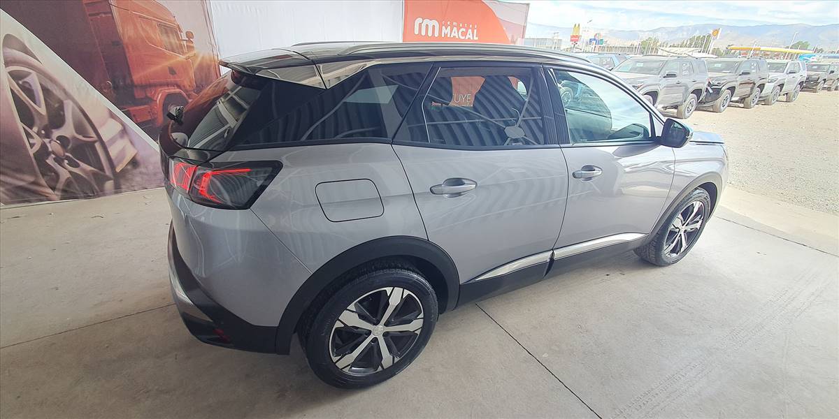PEUGEOT 3008 BLUE HDI 130 EAT8 1.5 AUT - Imagen 11