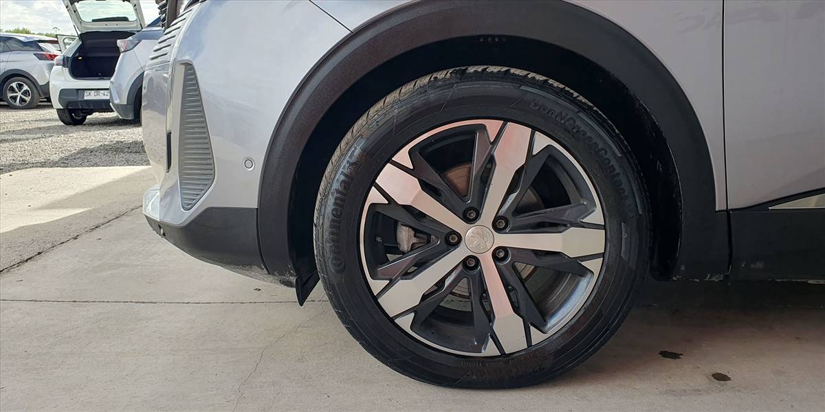 PEUGEOT 3008 BLUE HDI 130 EAT8 1.5 AUT - Imagen 18
