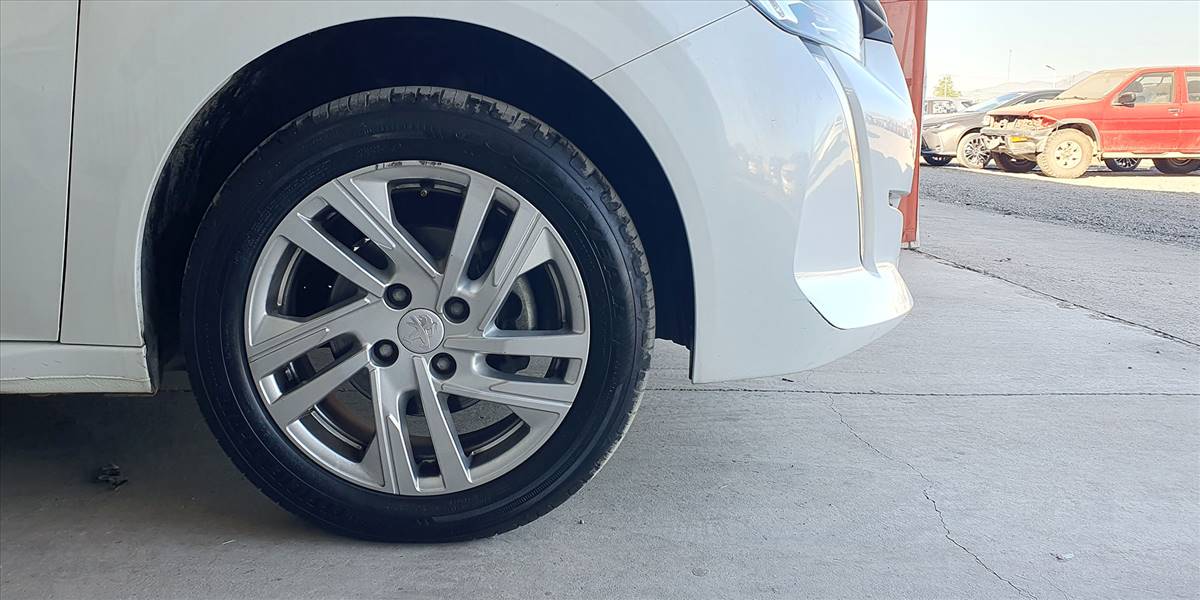 PEUGEOT 208 PURETECH 75 MT 1.2 - Imagen 20