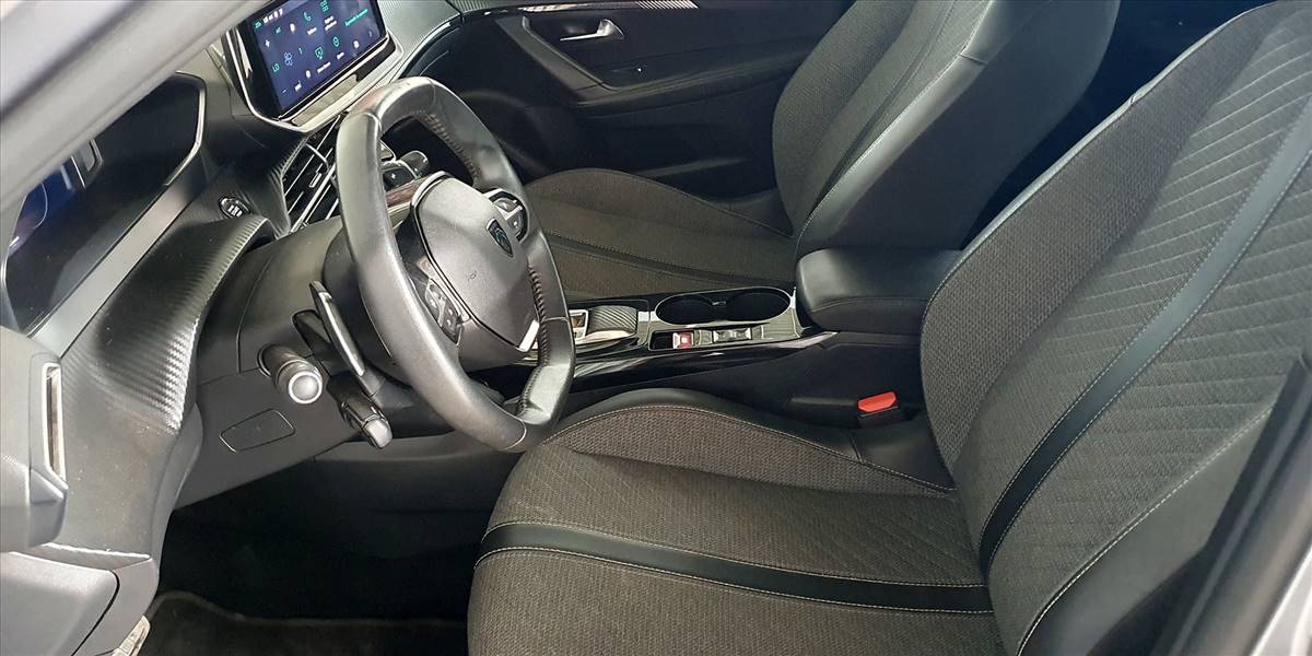 PEUGEOT 2008 BLUE HDI 130 EAT8 1.5 AUT - Imagen 25