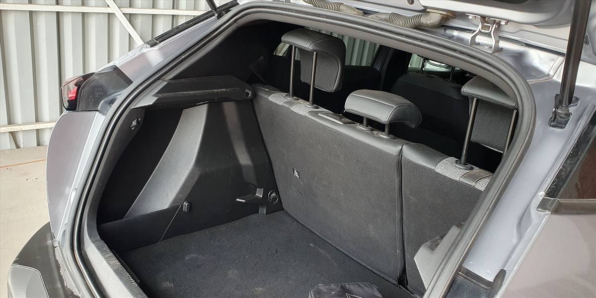 PEUGEOT 2008 BLUE HDI 130 EAT8 1.5 AUT - Imagen 44