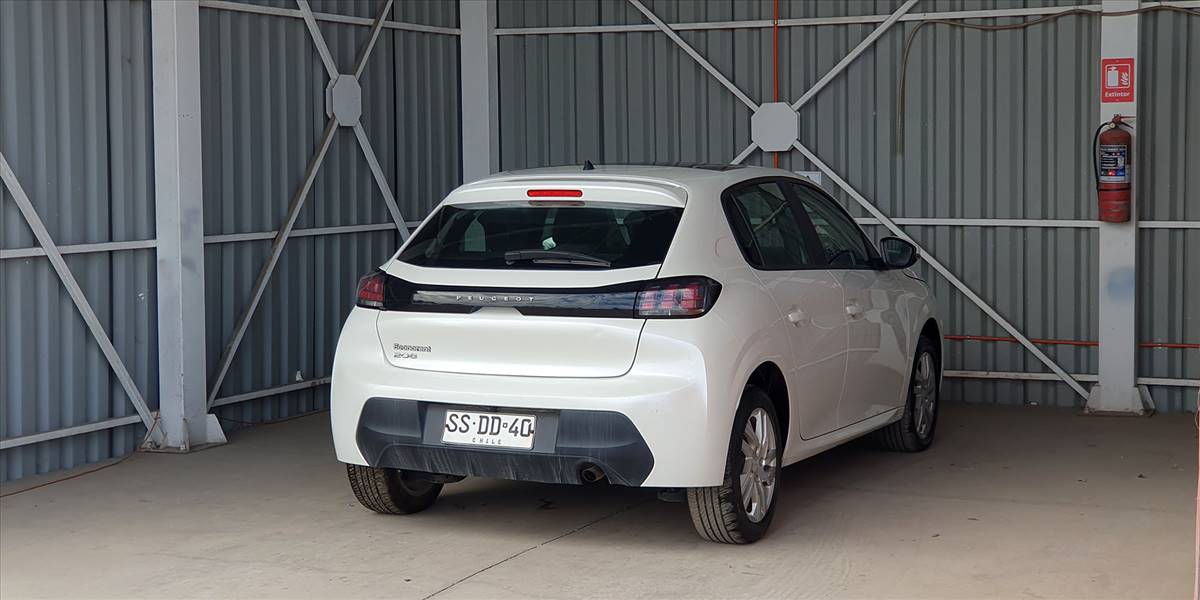 PEUGEOT 208 PURETECH 75 MT 1.2 - Imagen 3