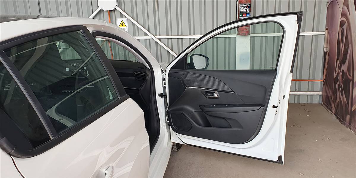 PEUGEOT 208 PURETECH 75 MT 1.2 - Imagen 29