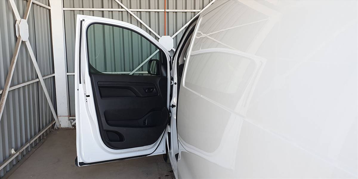 PEUGEOT EXPERT BLUE HDI 145 2.0 - Imagen 25