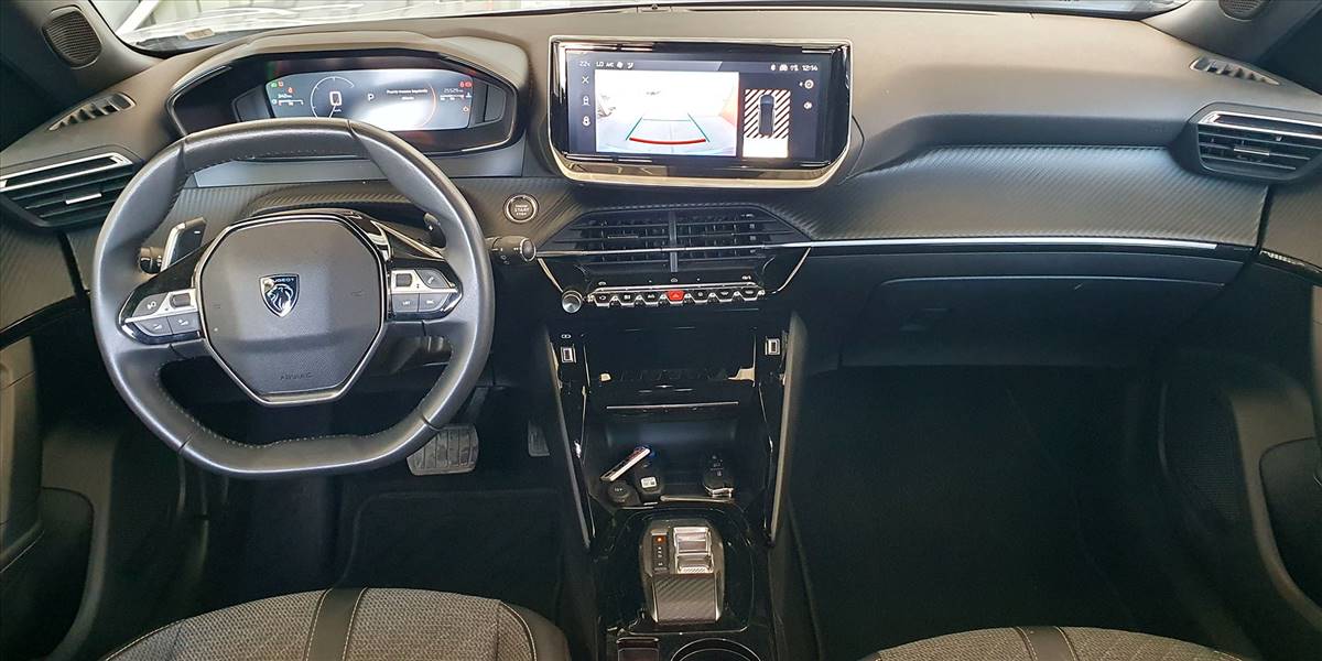 PEUGEOT 2008 BLUE HDI 130 EAT8 1.5 AUT - Imagen 7