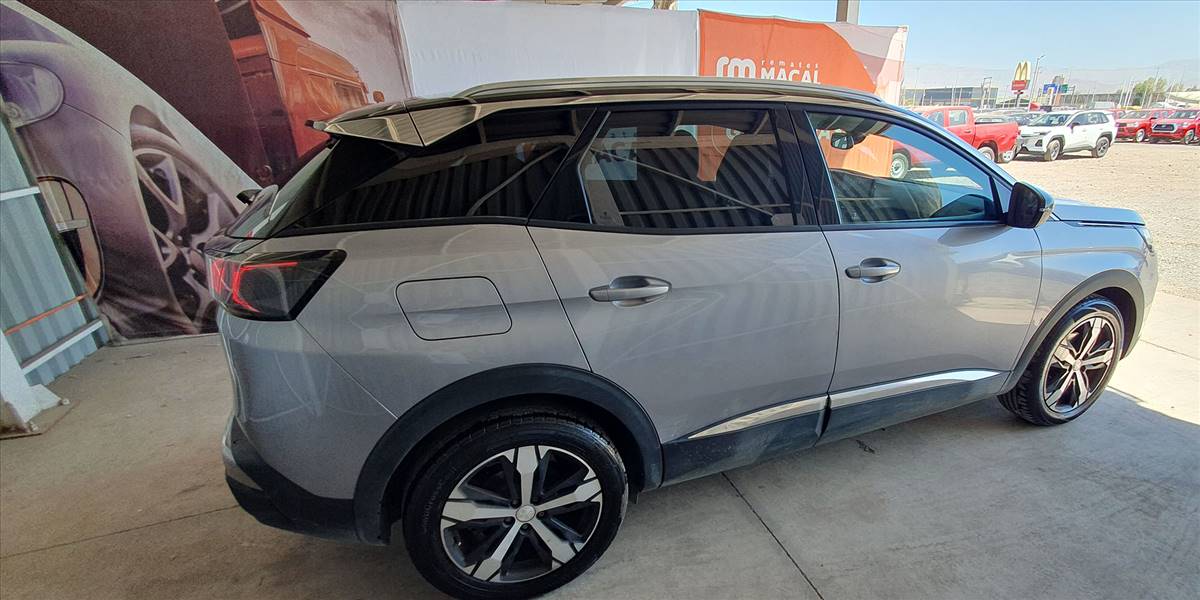 PEUGEOT 3008 BLUE HDI 130 EAT8 1.5 AUT - Imagen 11