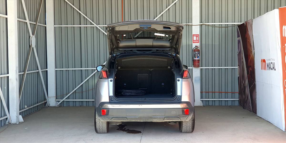 PEUGEOT 3008 BLUE HDI 130 EAT8 1.5 AUT - Imagen 13