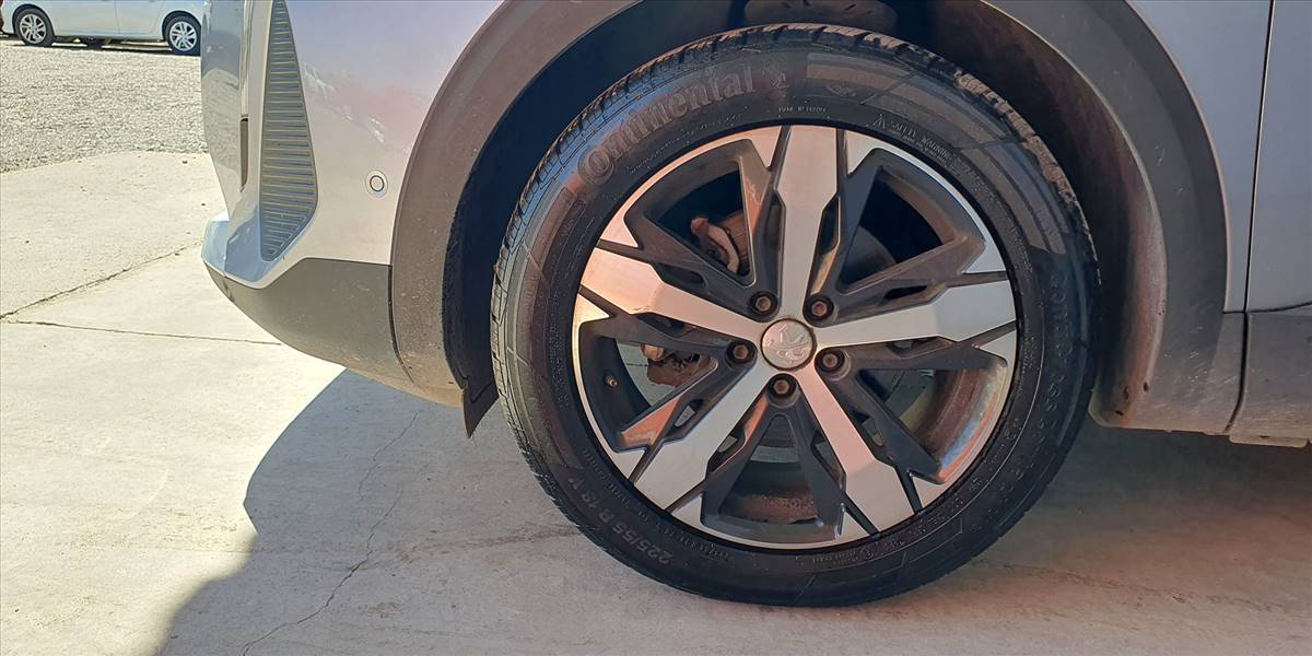 PEUGEOT 3008 BLUE HDI 130 EAT8 1.5 AUT - Imagen 18