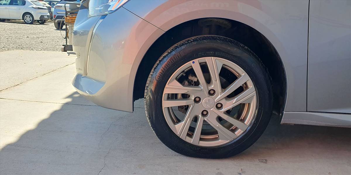 PEUGEOT 208 PURETECH 75 MT 1.2 - Imagen 18