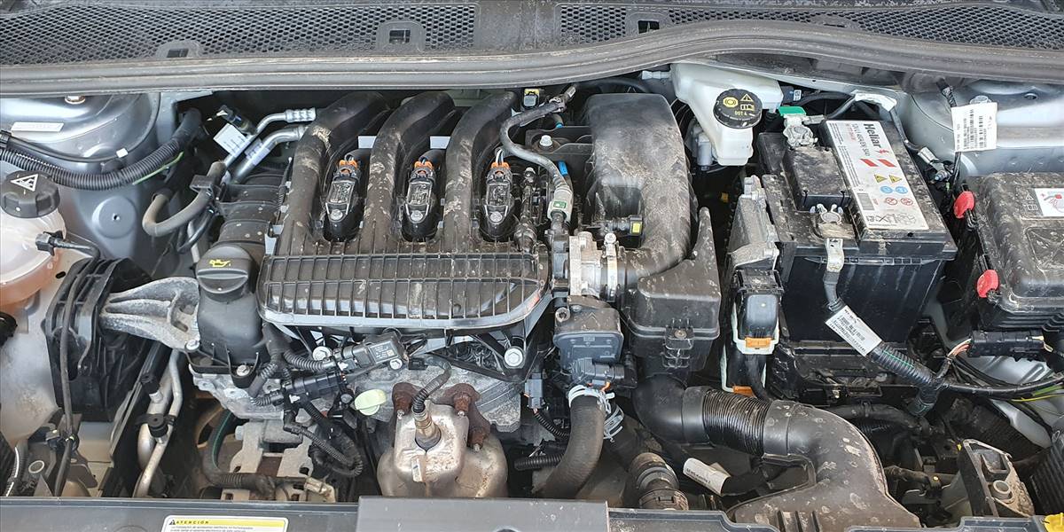 PEUGEOT 208 PURETECH 75 MT 1.2 - Imagen 36
