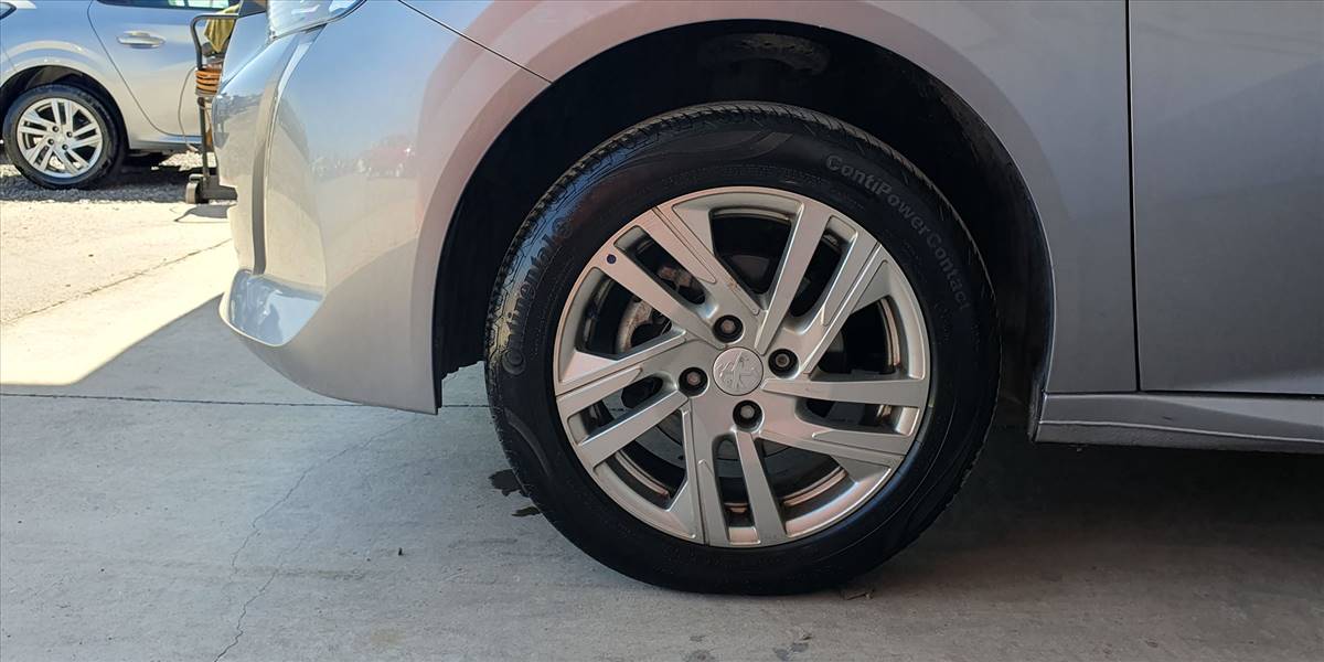 PEUGEOT 208 STYLE PURETECH 75 1.2 - Imagen 21