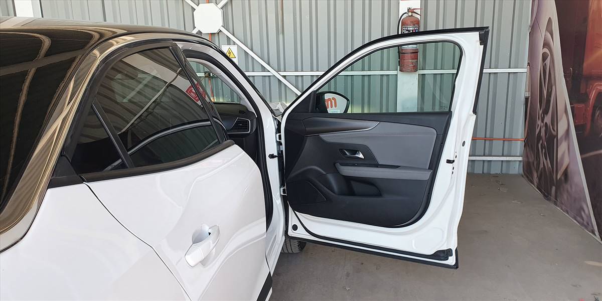 OPEL MOKKA 1.2T AUT - Imagen 28