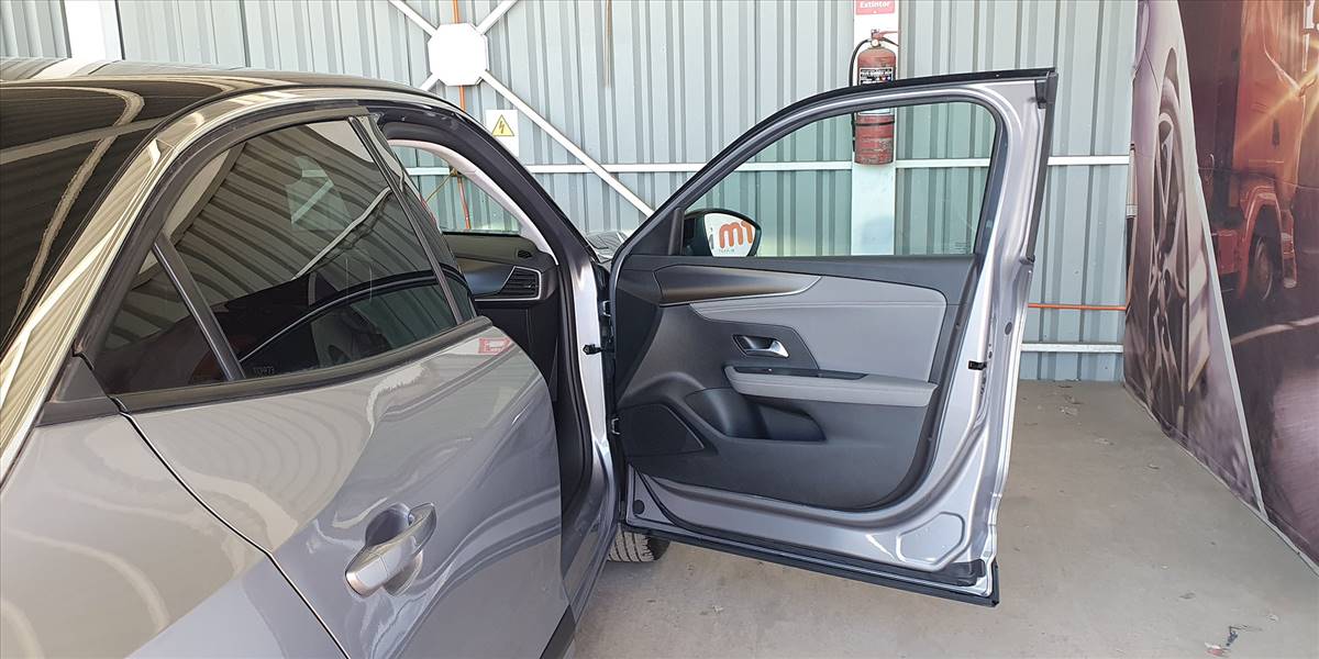 OPEL MOKKA 1.2T AUT - Imagen 28