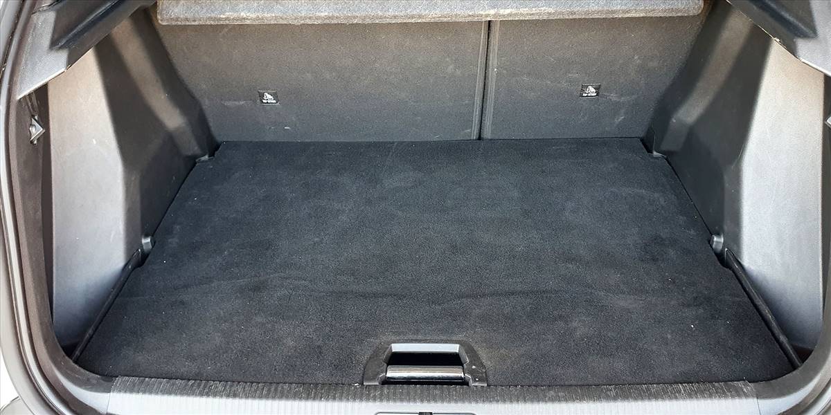 PEUGEOT 2008 BLUE HDI 130 EAT8 1.5 AUT - Imagen 14