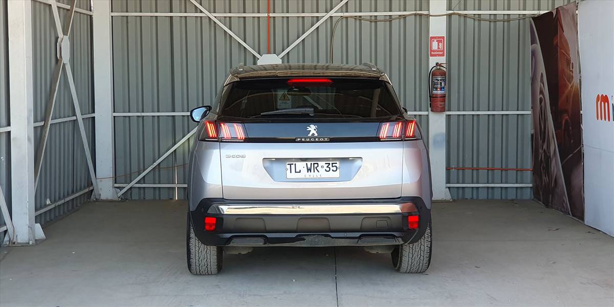 PEUGEOT 3008 BLUE HDI 130 EAT8 1.5 AUT - Imagen 12