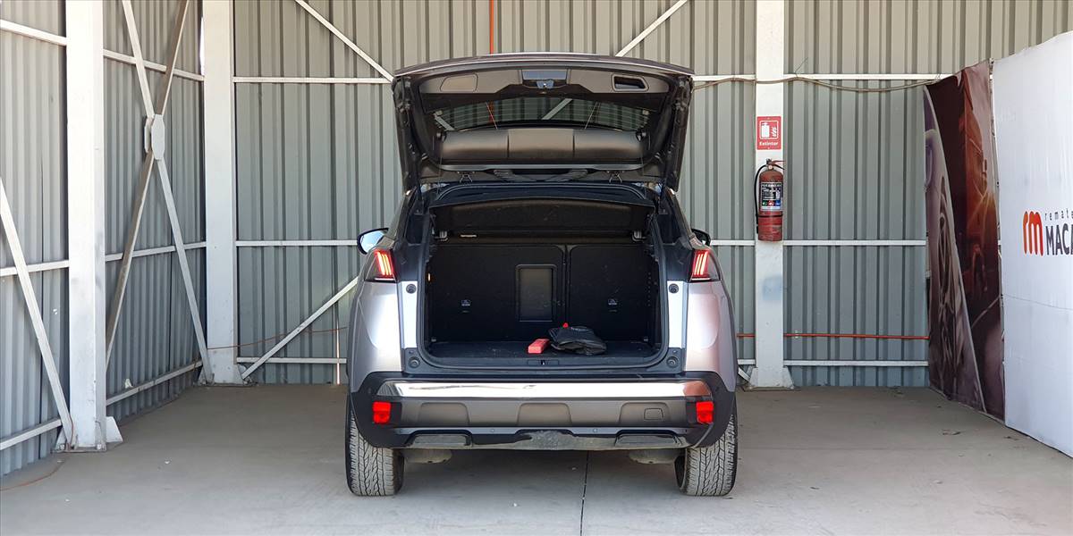 PEUGEOT 3008 BLUE HDI 130 EAT8 1.5 AUT - Imagen 13