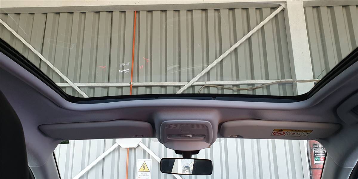 PEUGEOT 208 STYLE PURETECH 75 1.2 - Imagen 28