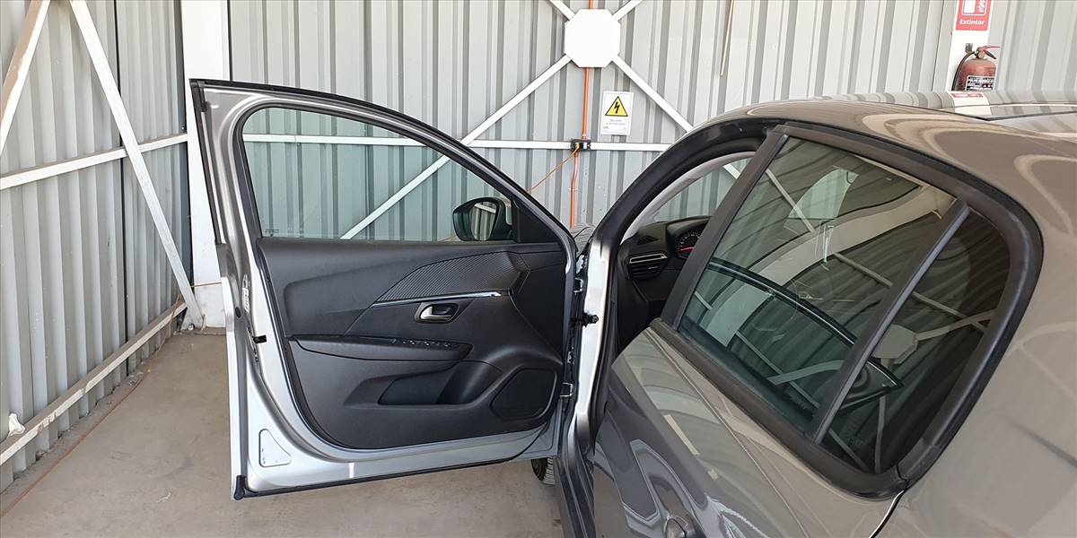 PEUGEOT 208 PURETECH 75 MT 1.2 - Imagen 28