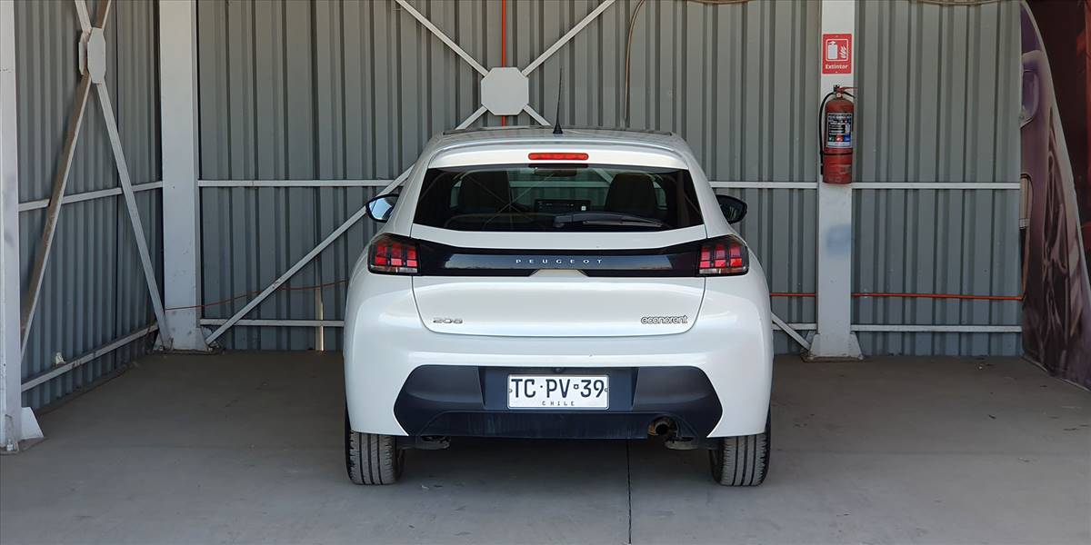 PEUGEOT 208 STYLE PURETECH 75 1.2 - Imagen 15