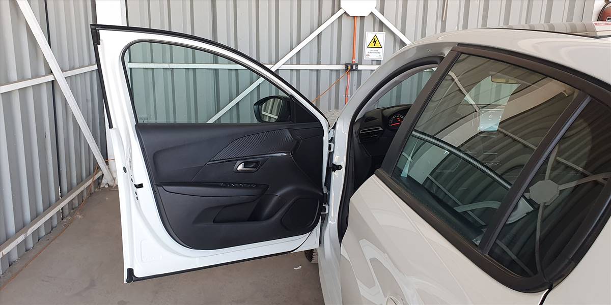 PEUGEOT 208 STYLE PURETECH 75 1.2 - Imagen 31
