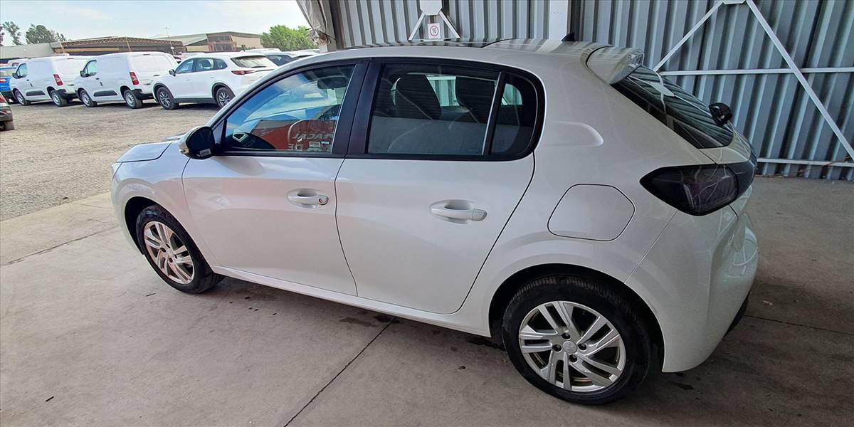 PEUGEOT 208 PURETECH 75 MT 1.2 - Imagen 10