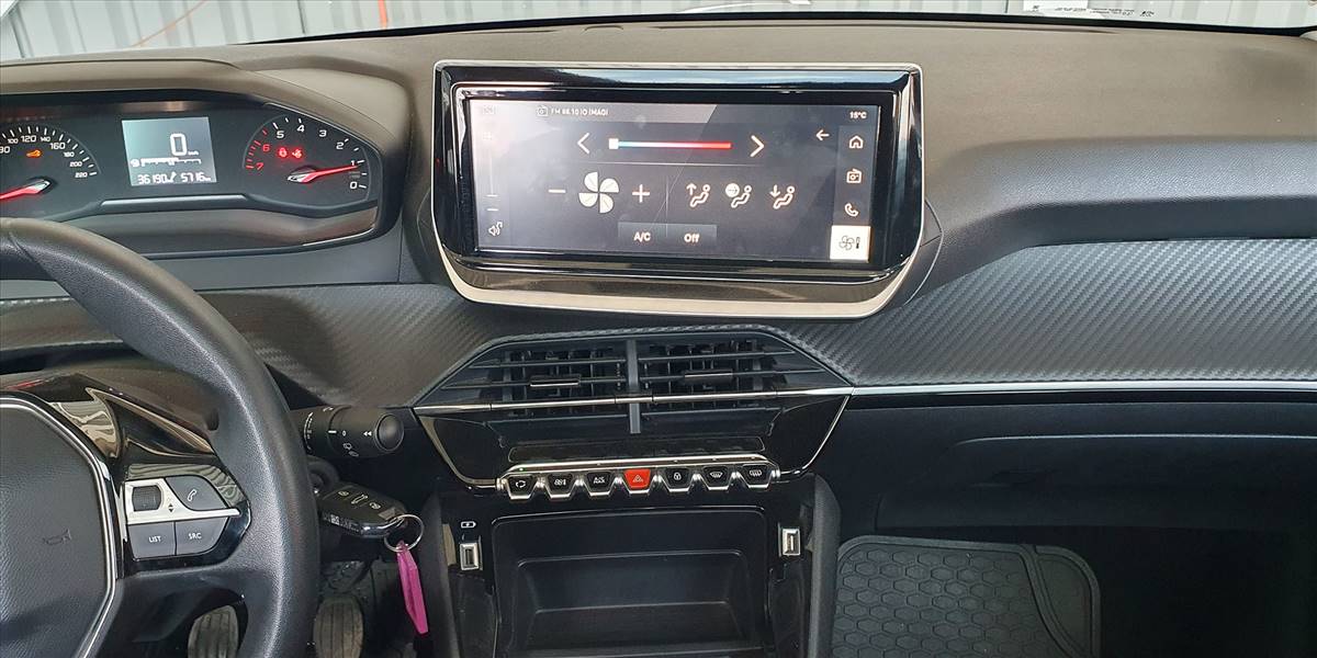 PEUGEOT 208 PURETECH 75 MT 1.2 - Imagen 23
