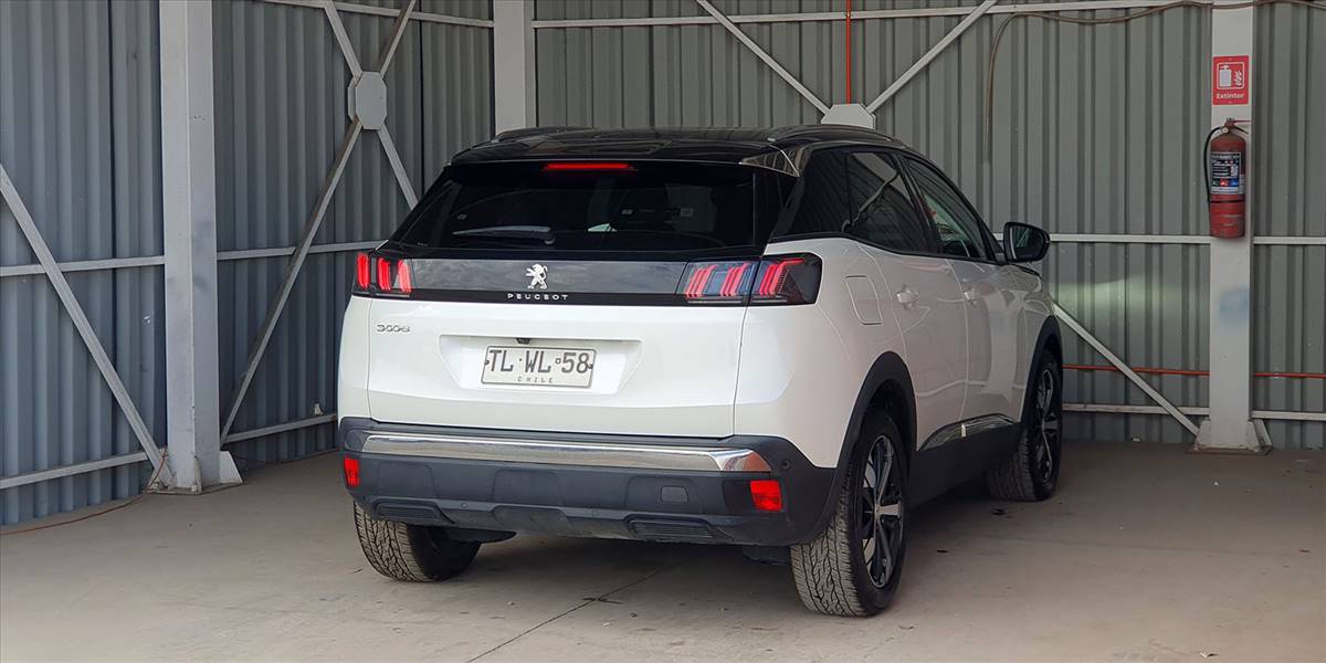 PEUGEOT 3008 BLUE HDI 130 EAT8 1.5 AUT - Imagen 1