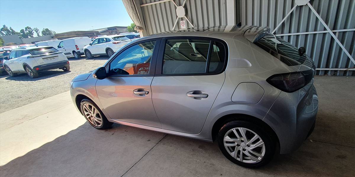 PEUGEOT 208 PURETECH 75 MT 1.2 - Imagen 10