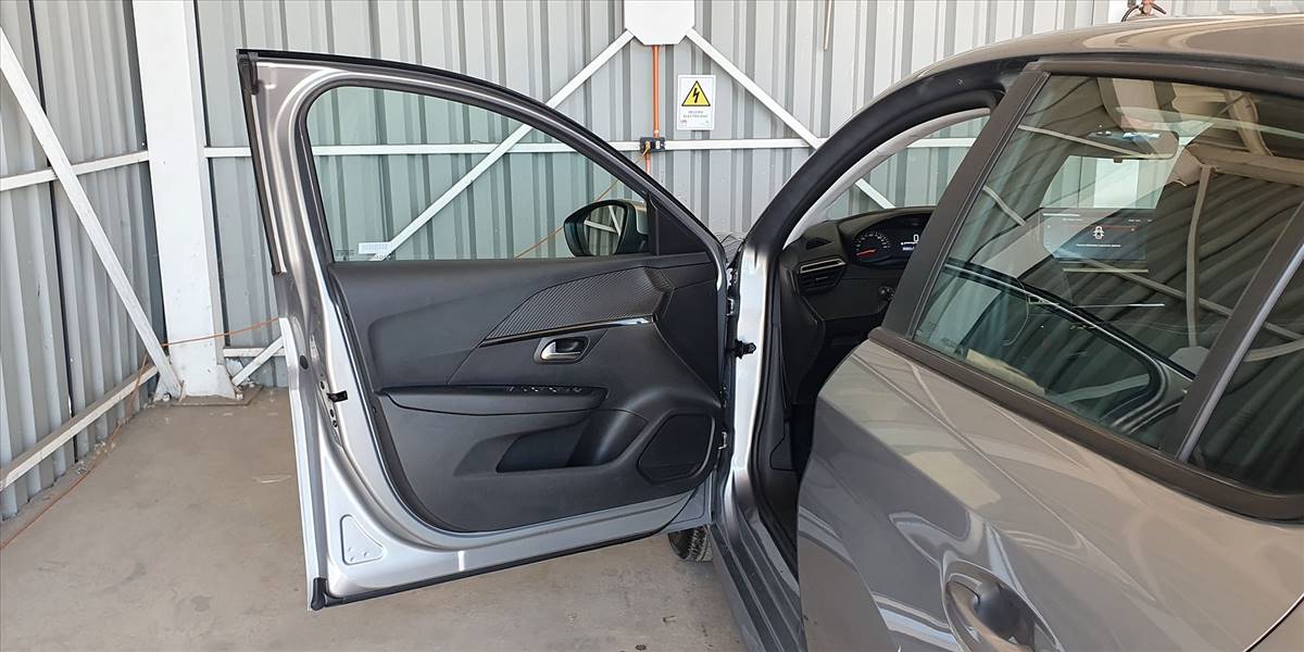 PEUGEOT 208 PURETECH 75 MT 1.2 - Imagen 28