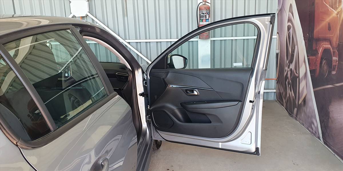 PEUGEOT 208 PURETECH 75 MT 1.2 - Imagen 29