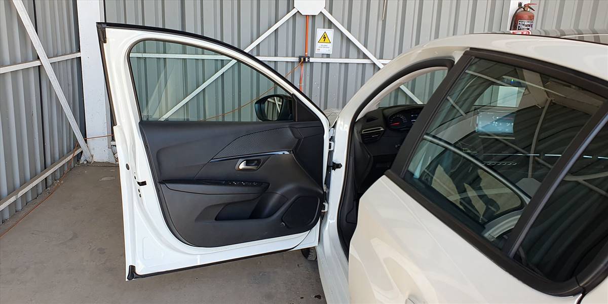 PEUGEOT 208 STYLE PURETECH 75 1.2 - Imagen 27