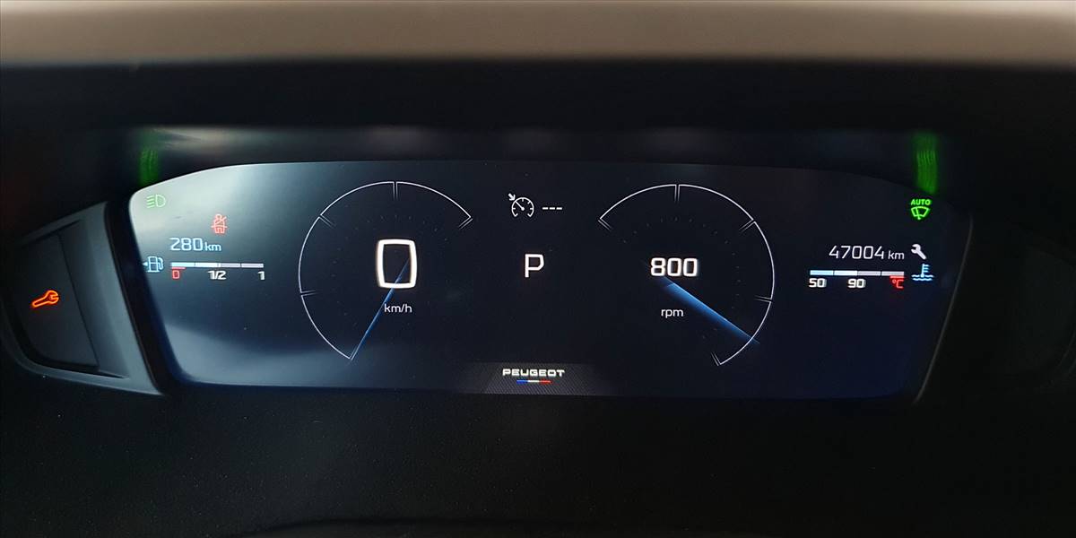 PEUGEOT 2008 BLUE HDI 130 EAT8 1.5 AUT - Imagen 24