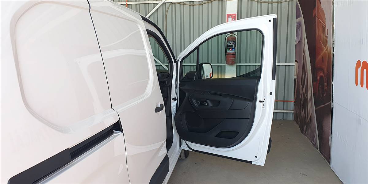 CITROËN HDI M DIESEL 100 FURGON EURO 6 BVM MT - Imagen 23