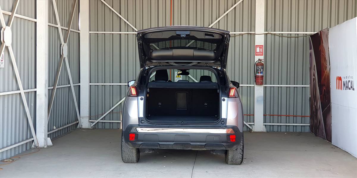 PEUGEOT 3008 BLUE HDI 130 EAT8 1.5 AUT - Imagen 13