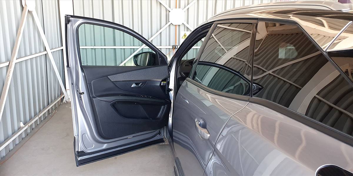 PEUGEOT 3008 BLUE HDI 130 EAT8 1.5 AUT - Imagen 27