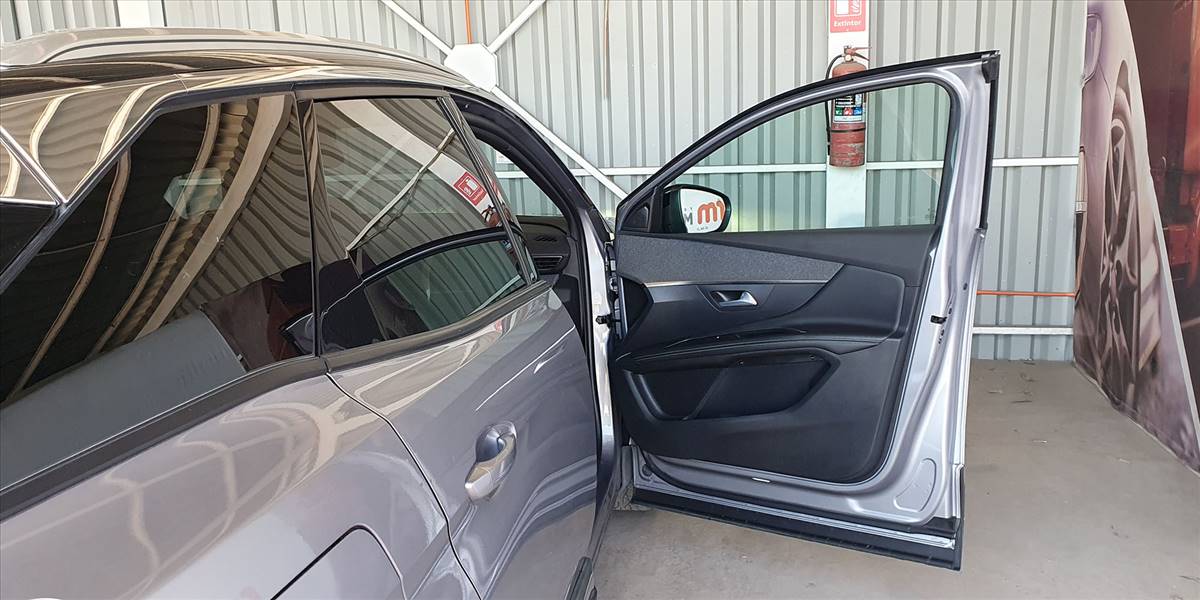 PEUGEOT 3008 BLUE HDI 130 EAT8 1.5 AUT - Imagen 28