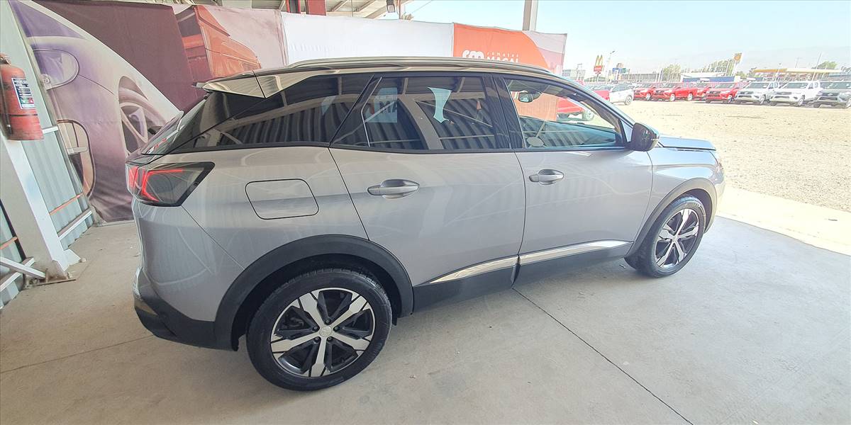 PEUGEOT 3008 BLUE HDI 130 EAT8 1.5 AUT - Imagen 11