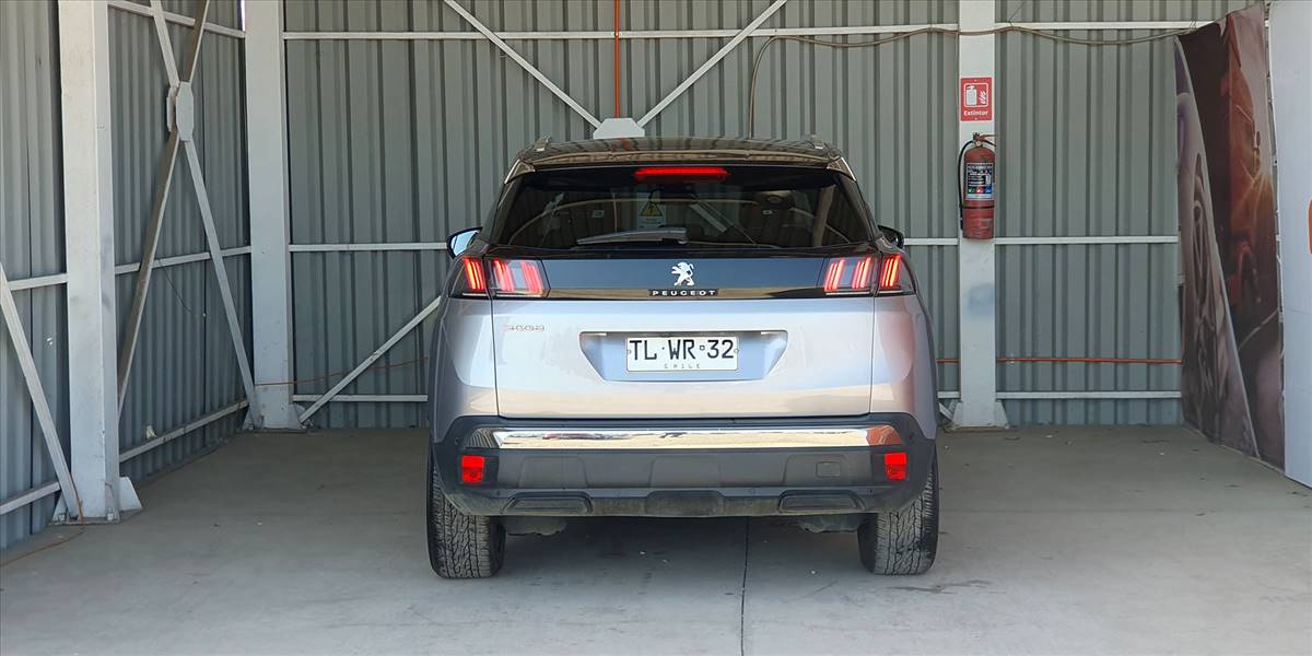 PEUGEOT 3008 BLUE HDI 130 EAT8 1.5 AUT - Imagen 12