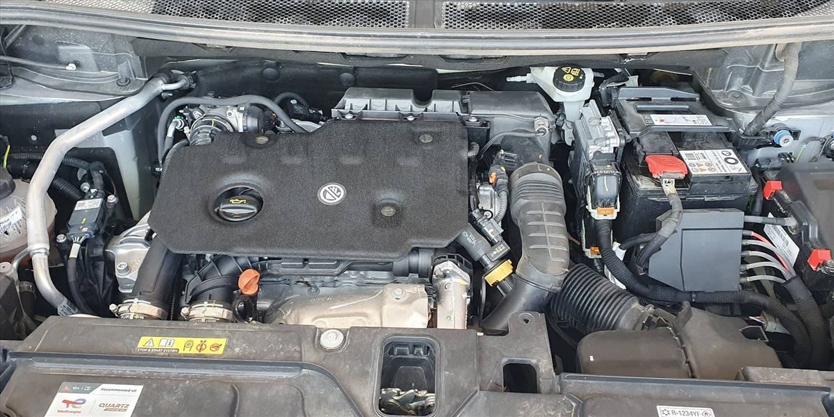 PEUGEOT 3008 BLUE HDI 130 EAT8 1.5 AUT - Imagen 16