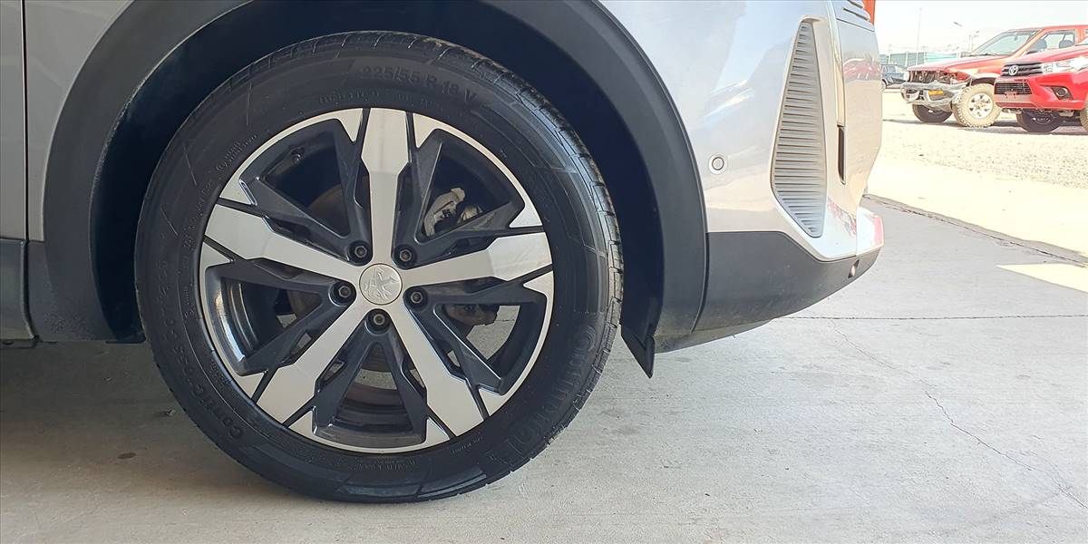 PEUGEOT 3008 BLUE HDI 130 EAT8 1.5 AUT - Imagen 17
