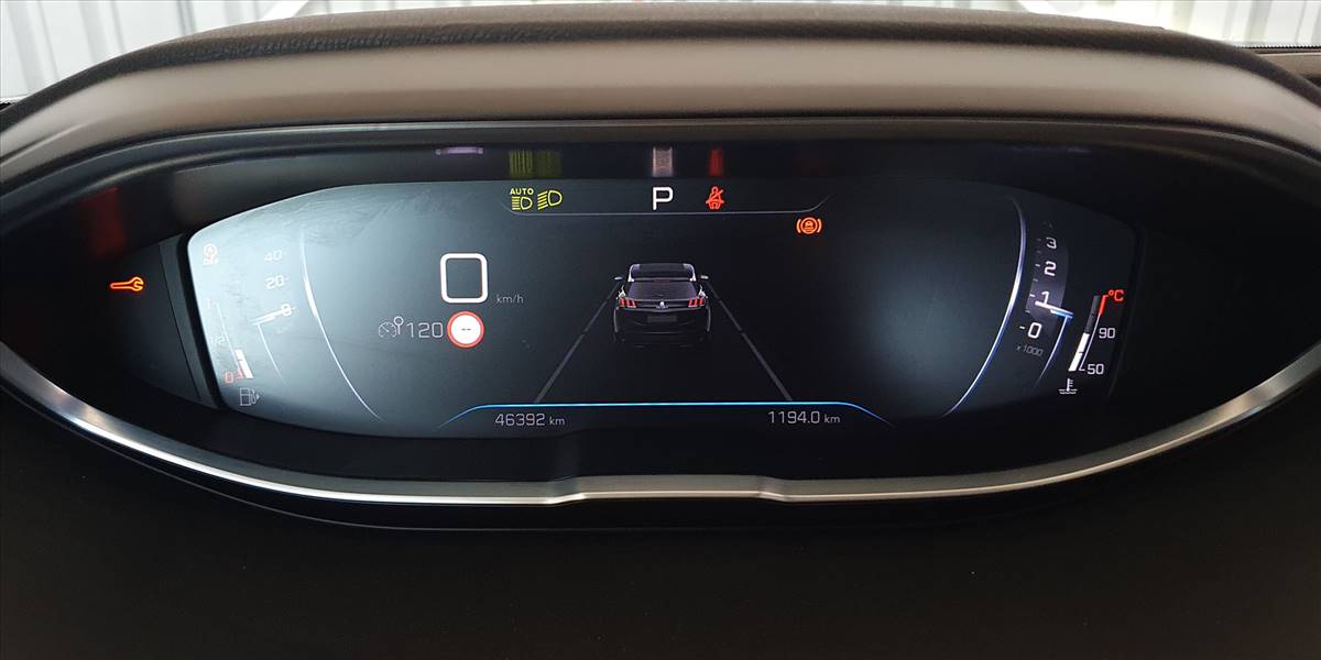 PEUGEOT 3008 BLUE HDI 130 EAT8 1.5 AUT - Imagen 24