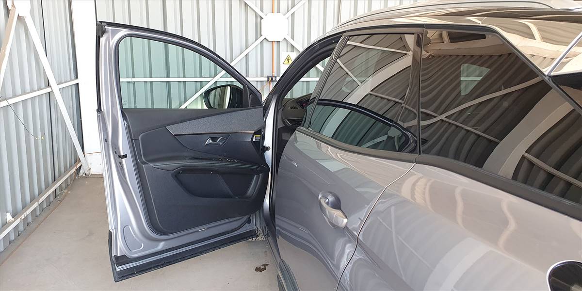 PEUGEOT 3008 BLUE HDI 130 EAT8 1.5 AUT - Imagen 27