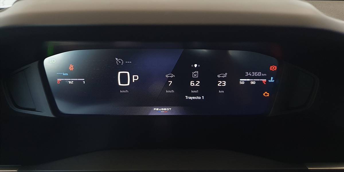 PEUGEOT 2008 BLUE HDI 130 EAT8 1.5 AUT - Imagen 24