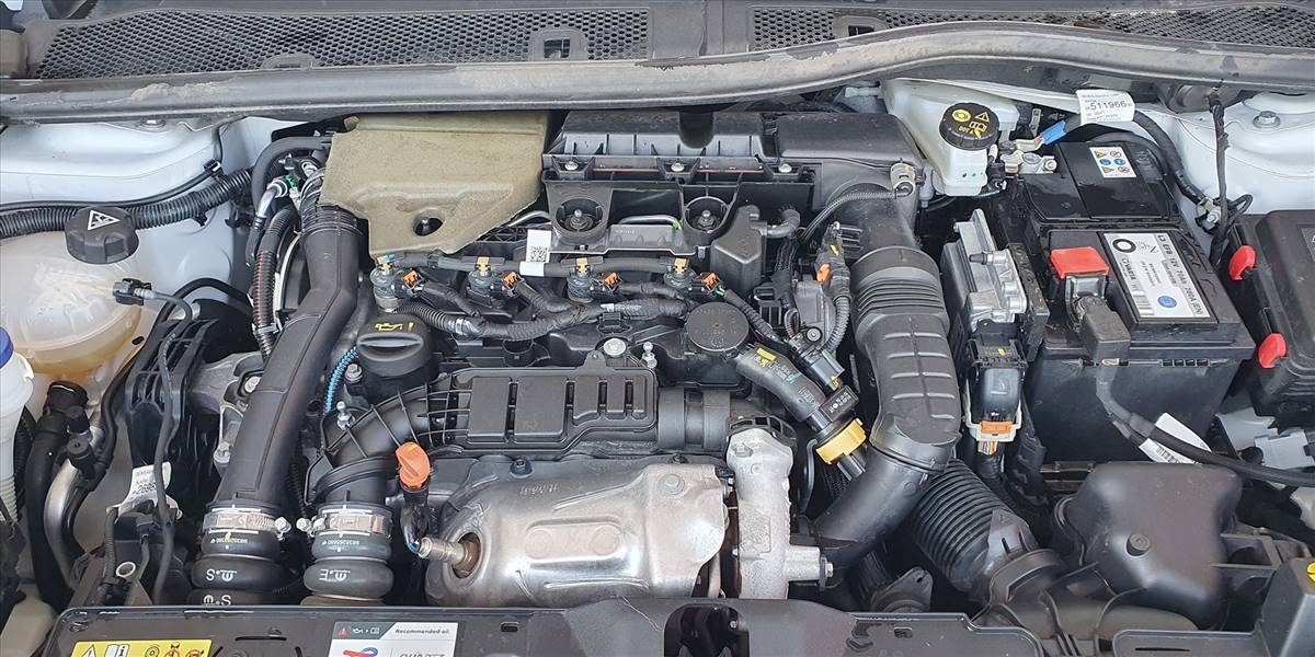 PEUGEOT 2008 BLUE HDI 130 EAT8 1.5 AUT - Imagen 31