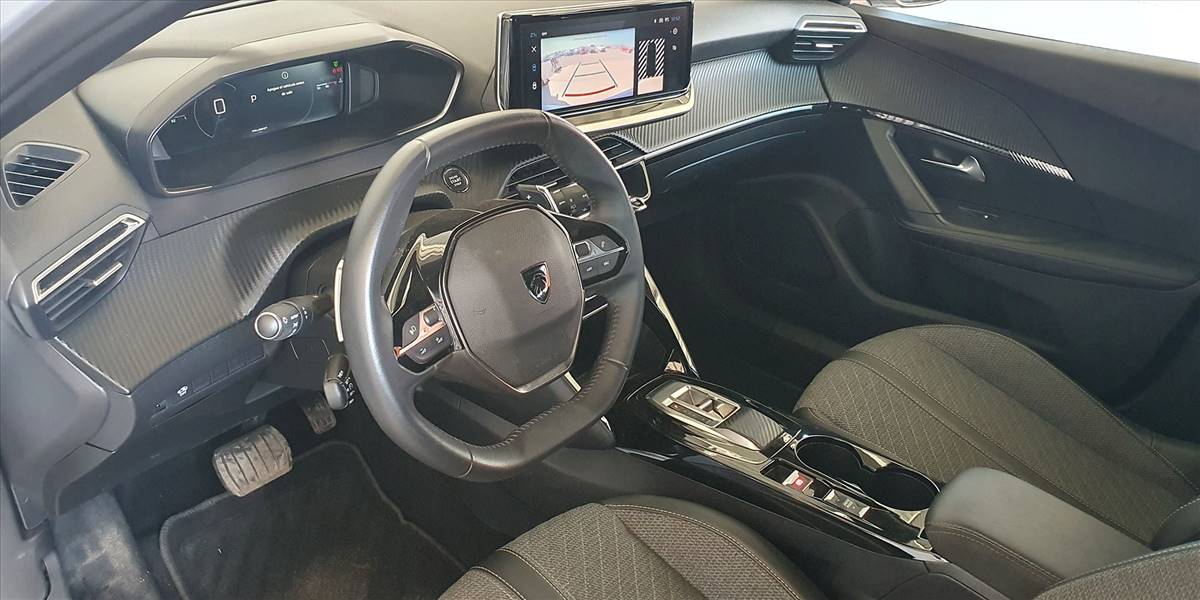 PEUGEOT 2008 BLUE HDI 130 EAT8 1.5 AUT - Imagen 21