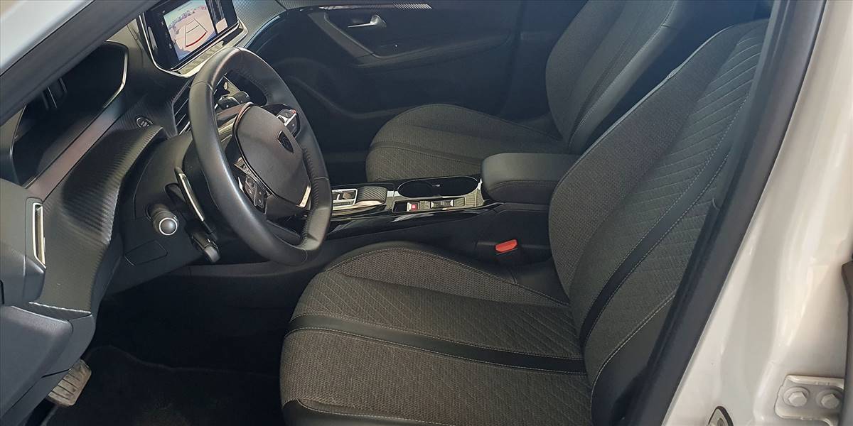 PEUGEOT 2008 BLUE HDI 130 EAT8 1.5 AUT - Imagen 25