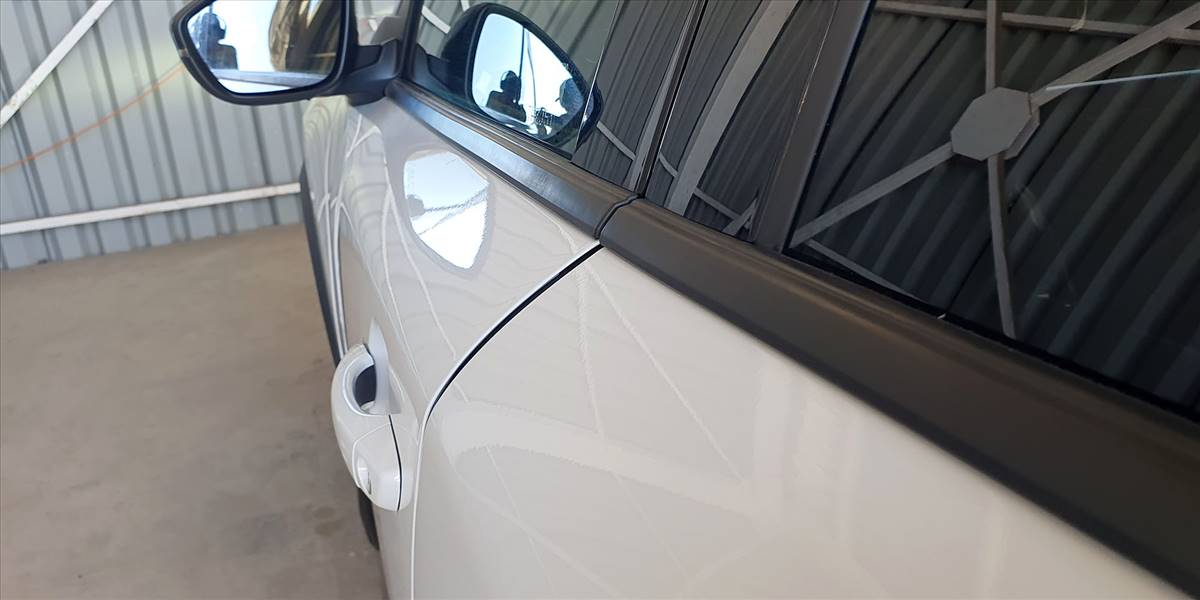 PEUGEOT 2008 BLUE HDI 130 EAT8 1.5 AUT - Imagen 37