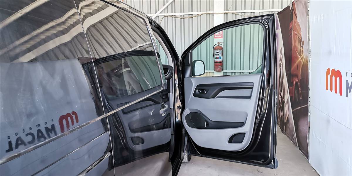 PEUGEOT EXPERT PREMIUM HDI 2.0 - Imagen 23