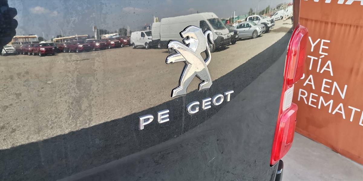 PEUGEOT EXPERT PREMIUM HDI 2.0 - Imagen 35